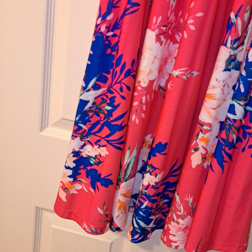 Ouges Size M Bright Pink Floral Halter Neck Casua… - image 5